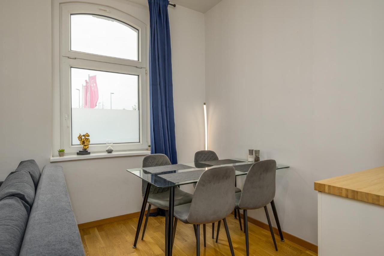 Arbio I Retro Apart Near Leipzig Hauptbahnhof ภายนอก รูปภาพ