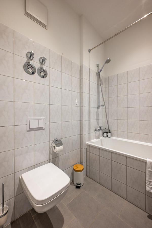 Arbio I Retro Apart Near Leipzig Hauptbahnhof ภายนอก รูปภาพ